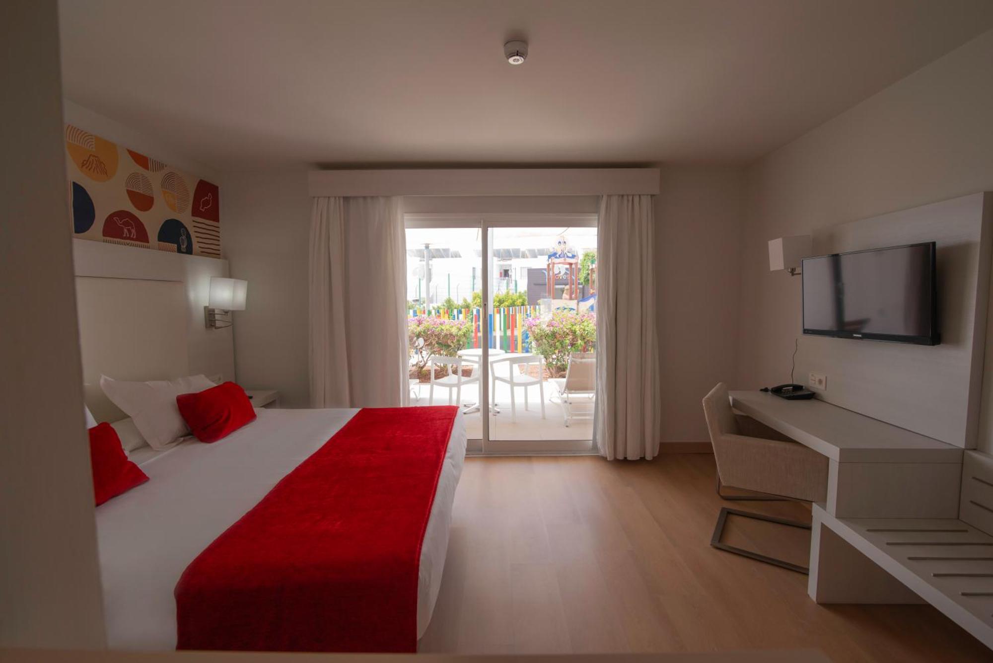 Aequora Lanzarote Suites Puerto del Carmen  Esterno foto