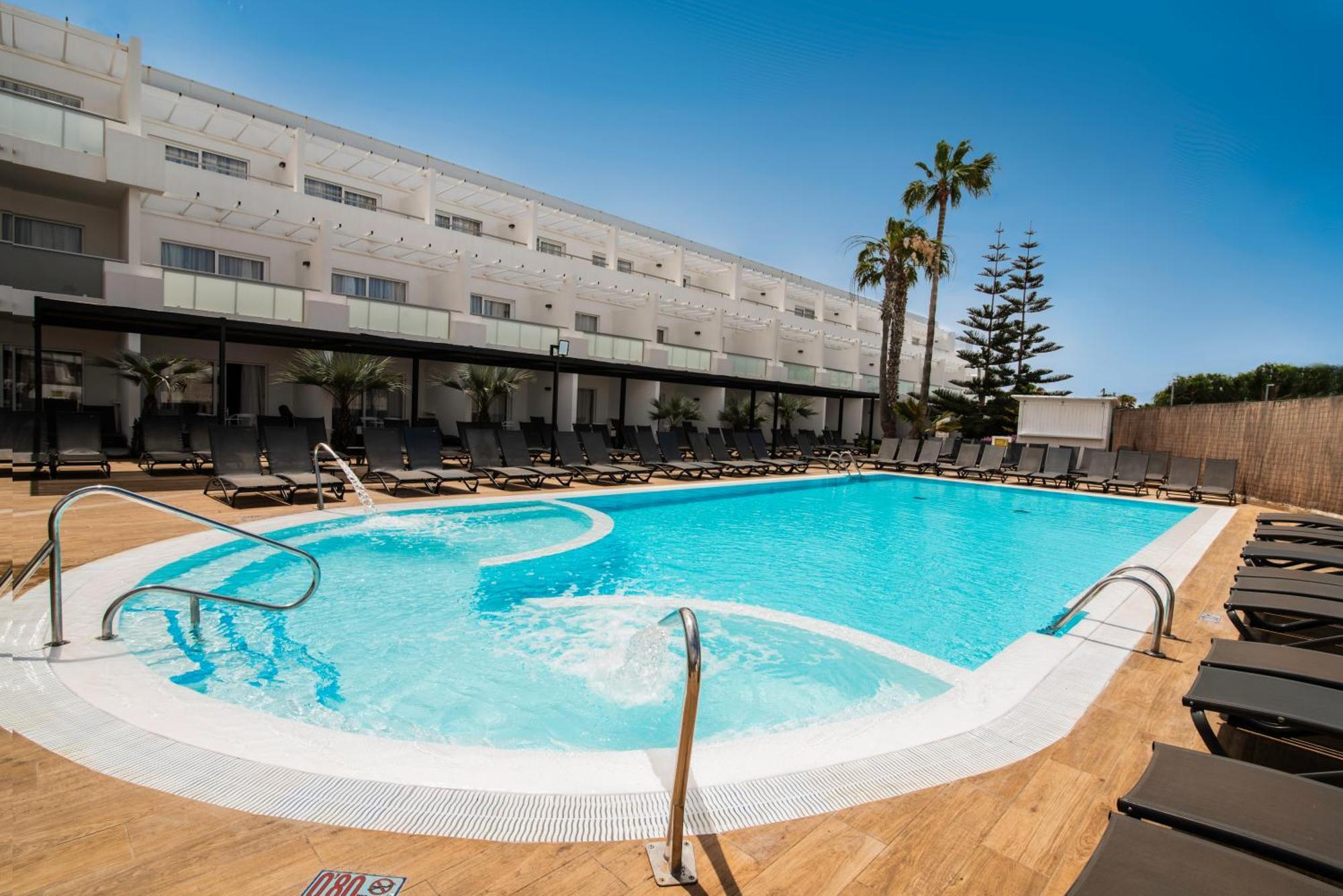 Aequora Lanzarote Suites Puerto del Carmen  Esterno foto