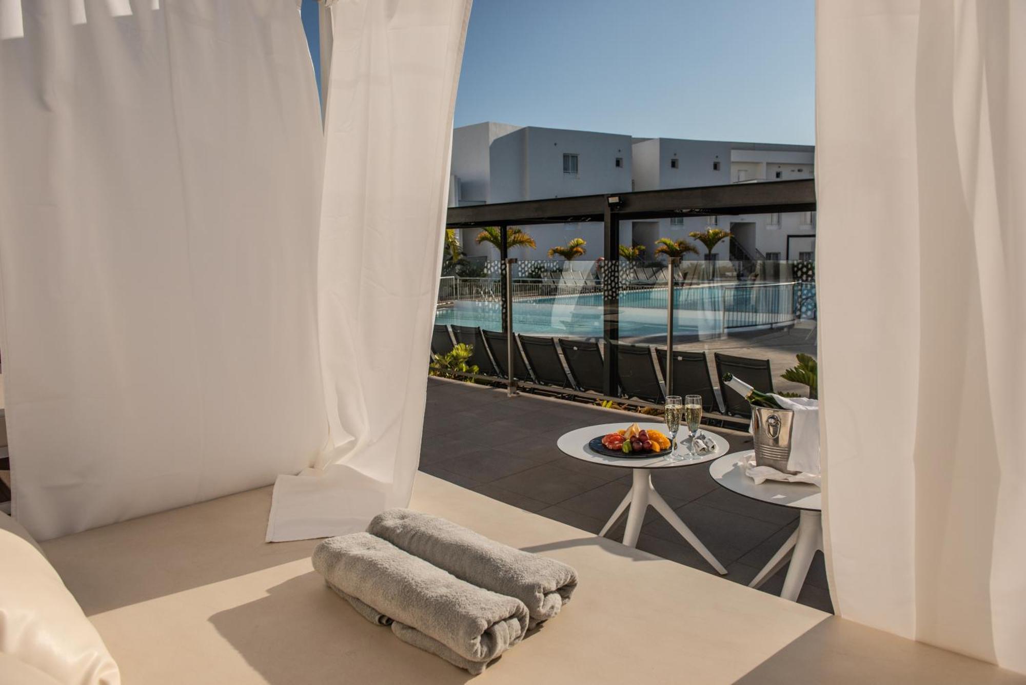 Aequora Lanzarote Suites Puerto del Carmen  Esterno foto