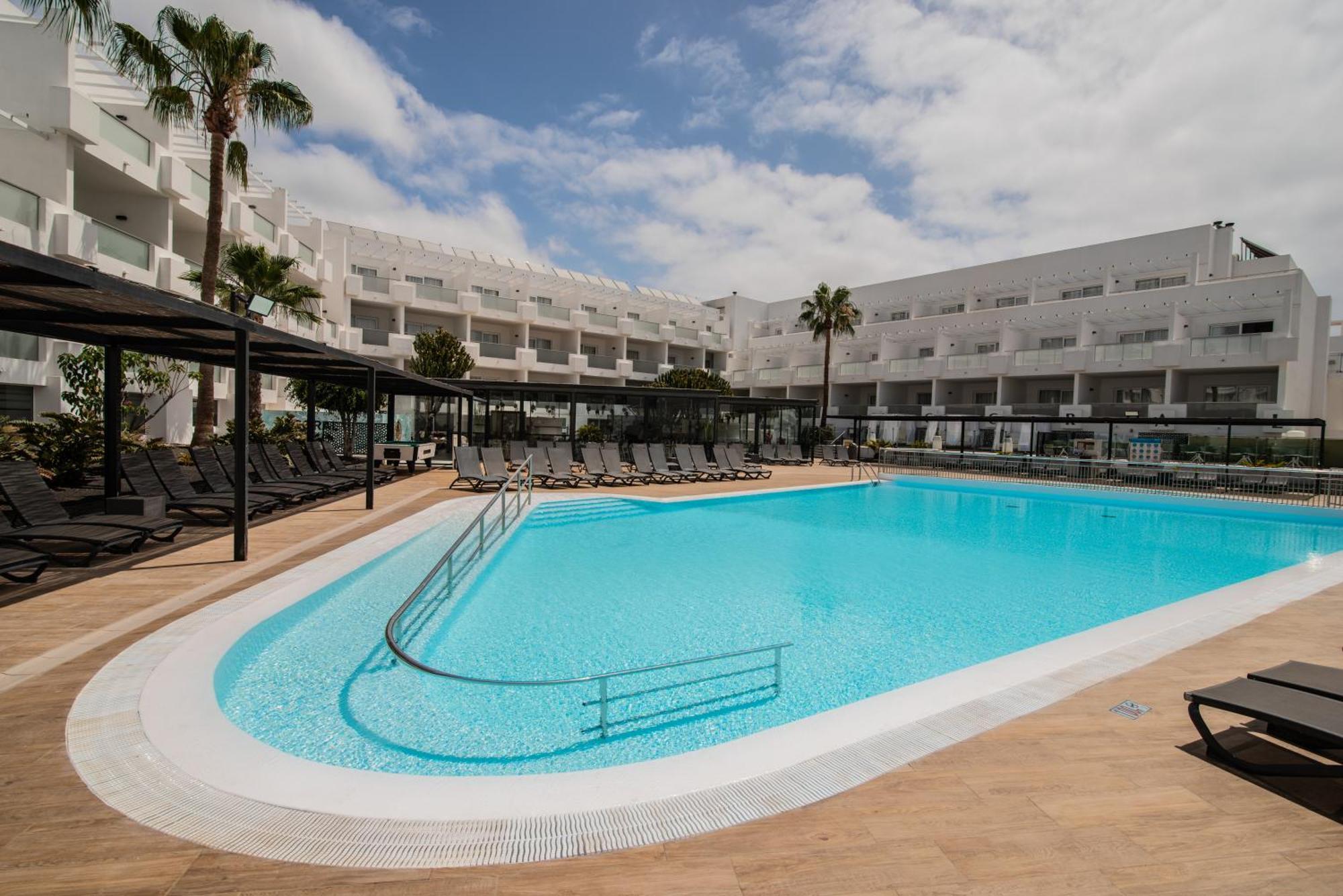 Aequora Lanzarote Suites Puerto del Carmen  Esterno foto