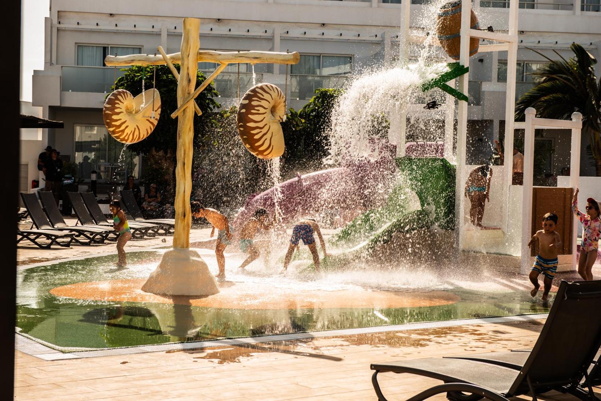 Aequora Lanzarote Suites Puerto del Carmen  Esterno foto